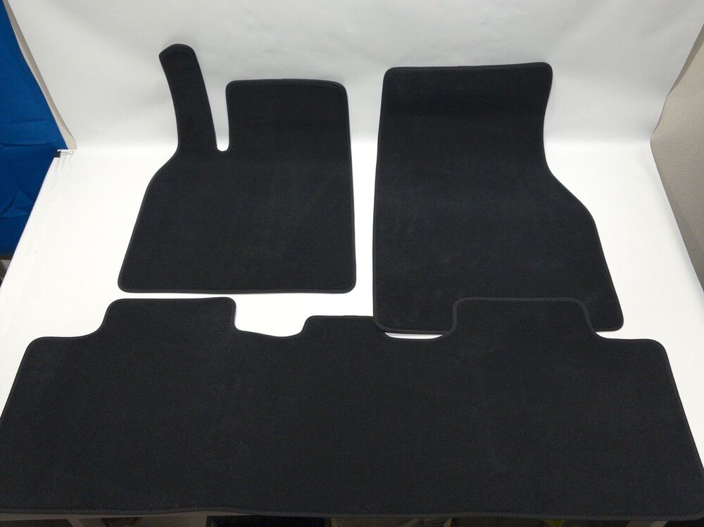 Genuine OEM Tesla Model Y Juniper 2026+ Black Carpet Floor Mats Set of 3